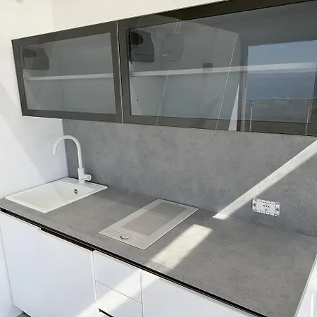 Ll Sogno - Attico Con Terrazza Panoramica شقة باردولينو